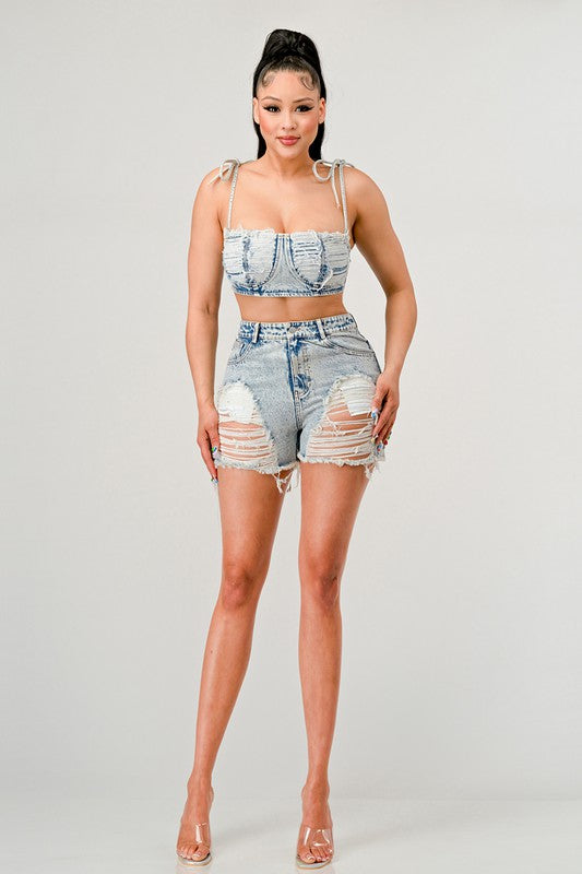 Distressed set