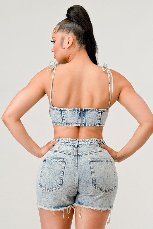 Distressed set