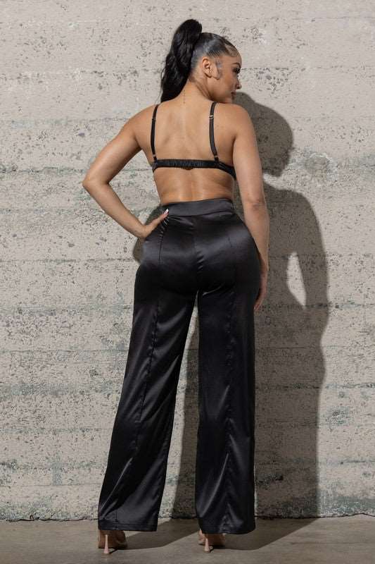 Come and get me THREE PIECE SATIN SET